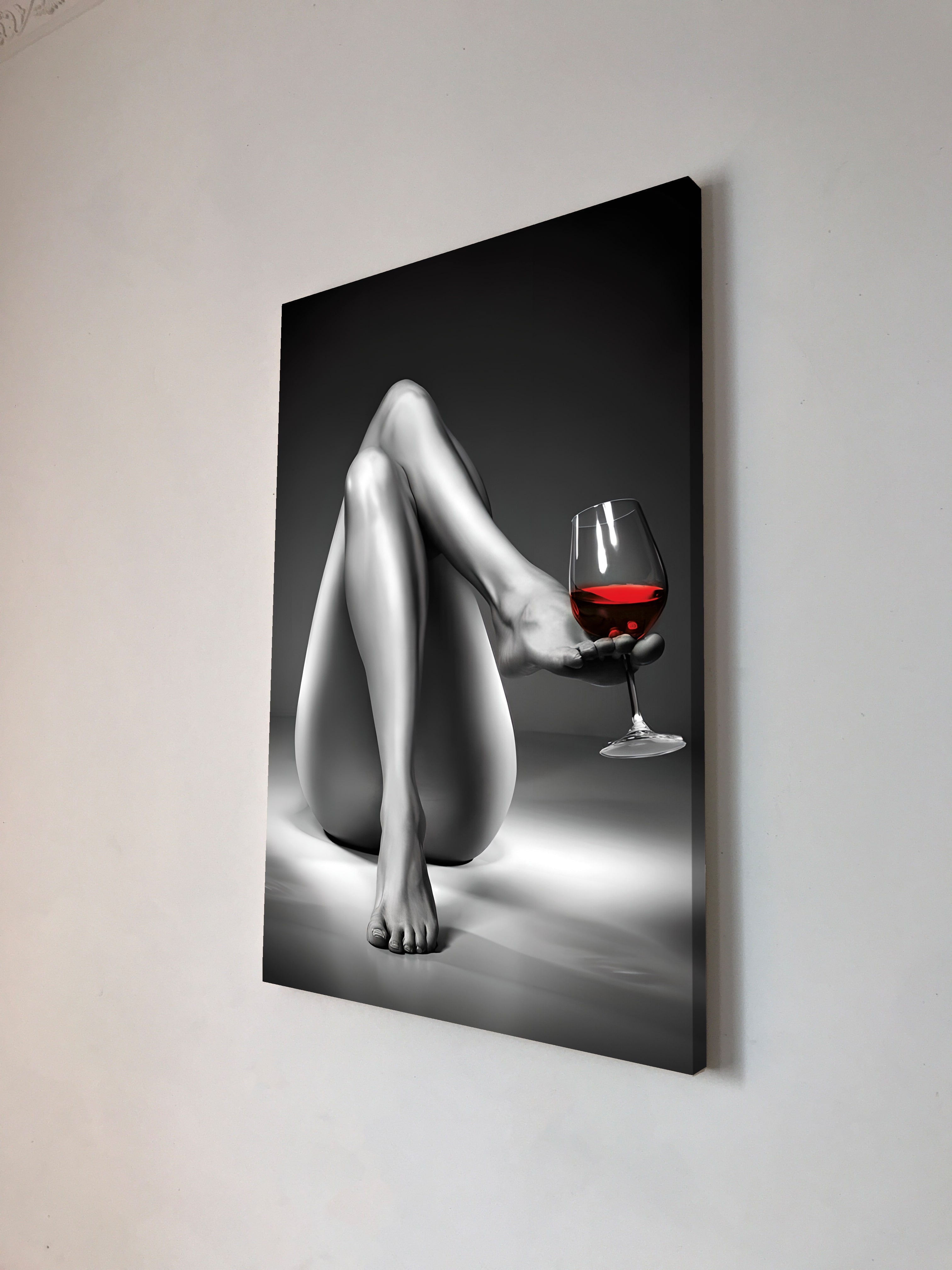 Ножки и красное вино картина на холсте
