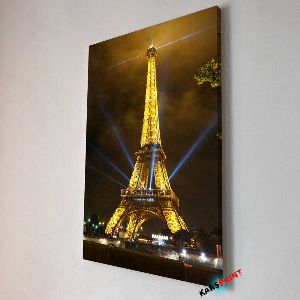 Эйфелева башня ночью Постер Картина 60х40