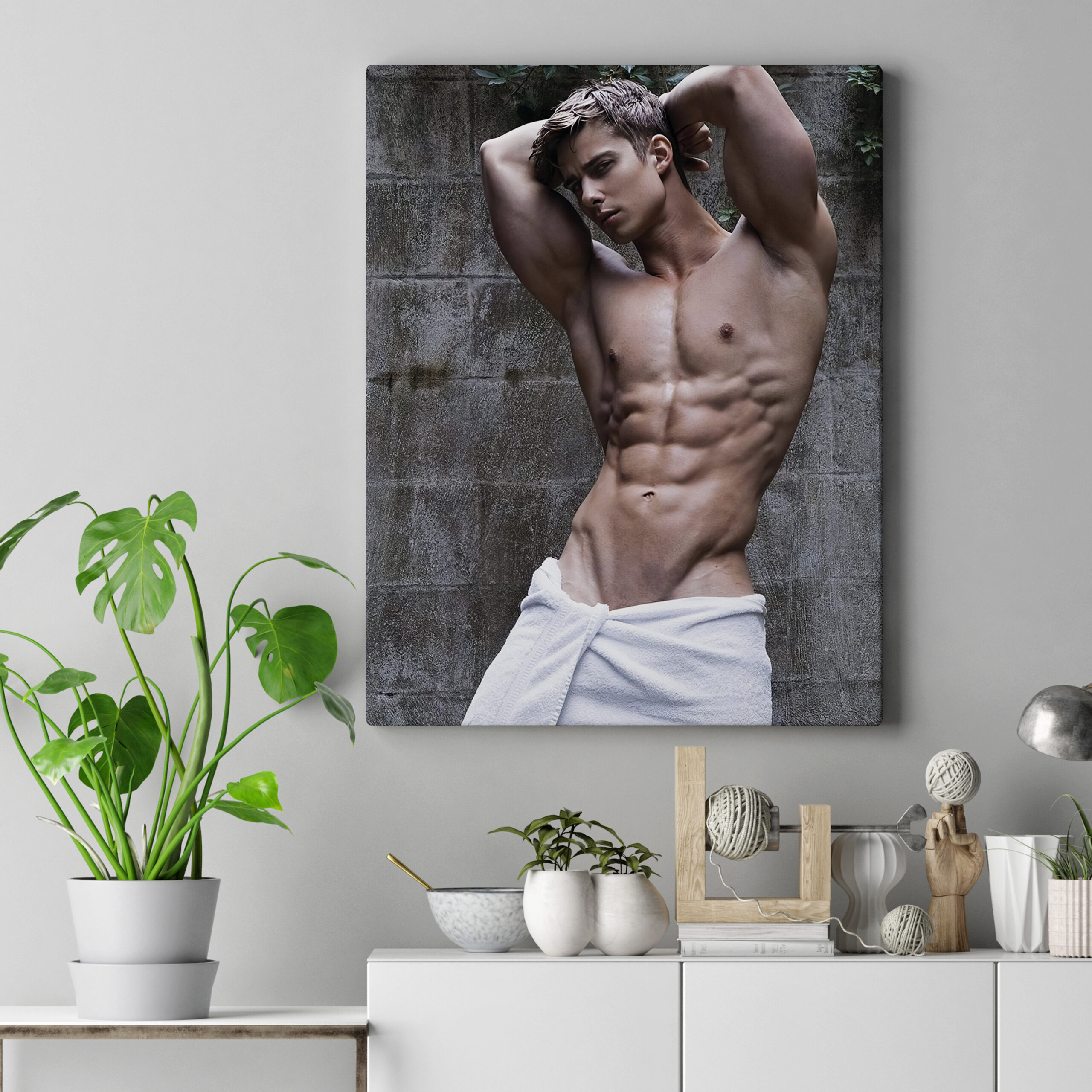Парень с полотенцем Постер Картина 40х60